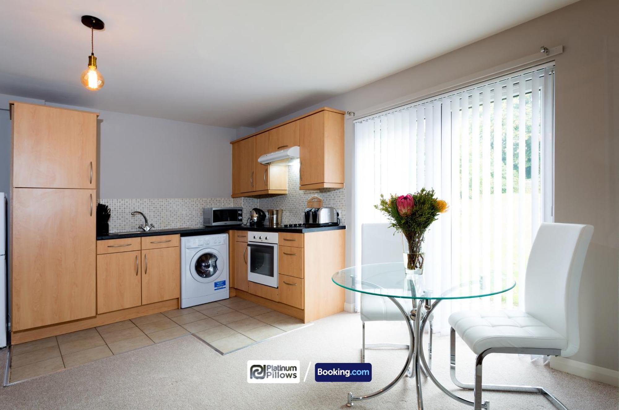 Modern Oxford 2 Bedroom Apartments, Weekly & Monthly Stays, Families & Contractor Accommodation Оксфорд Экстерьер фото